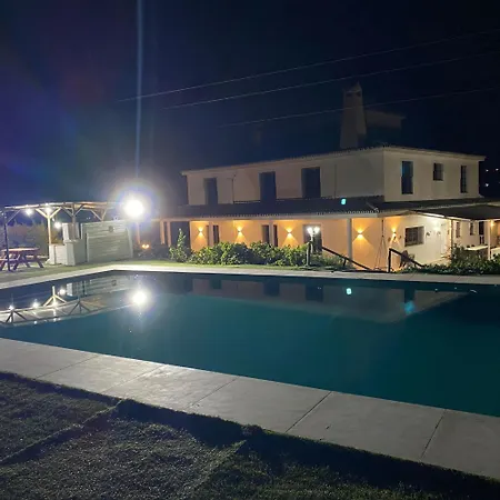 20 Adultos Pool 15 X 8 Ac Parking Gratuito Acceso Carretera Sin Vecinos Villa *
